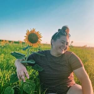 Meet your Posher, Abigail